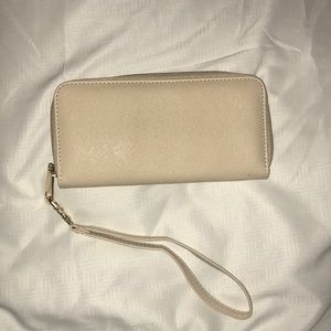 Wristlet